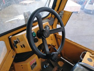 Tracteur de remorquage Charlatte TE206 - 5