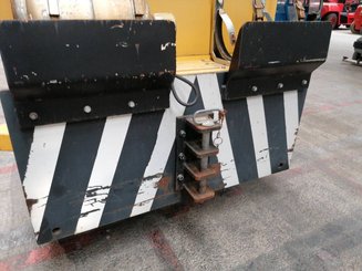 Tracteur de remorquage ATA 5500 LPG