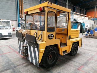 Tracteur de remorquage ATA 5500 LPG - 3