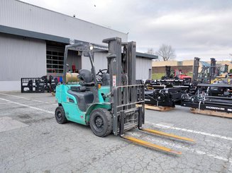 Chariot élévateur frontal 4 roues Mitsubishi FG25NT