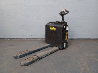 Transpalette accompagnant Yale MP20 AC
