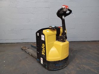 Transpalette accompagnant Yale MP20 AC