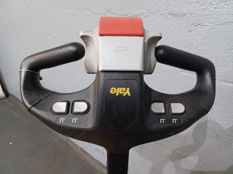 Transpalette accompagnant Yale MP20 AC