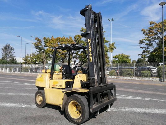 Chariot élévateur frontal 4 roues Hyster H4.00XL - 1