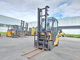 Chariot élévateur frontal 4 roues Caterpillar GP18N - 1