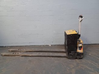 Transpalette accompagnant Caterpillar NPP20N2