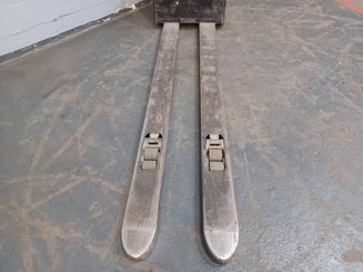 Transpalette accompagnant Caterpillar NPP20N2