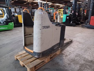 Transpalette accompagnant Crown WT3040 2.00