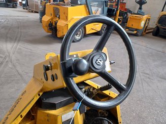 Tracteur de remorquage Charlatte TE206