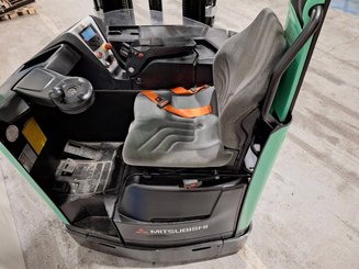 Chariot à mât rétractable Mitsubishi RB14N