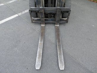 Chariot élévateur frontal 4 roues Komatsu FG25 T 11 E - 6
