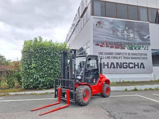 Chariot élévateur tout terrain Hangcha TT18-2