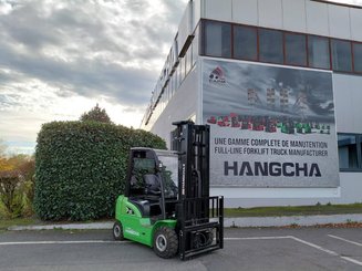 Chariot élévateur frontal 4 roues Hangcha XC30i - 1