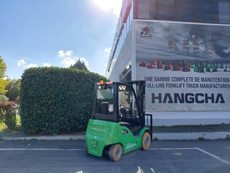 Chariot élévateur frontal 4 roues Hangcha XC25i
