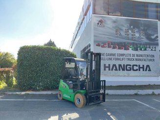 Chariot élévateur frontal 4 roues Hangcha XC25i