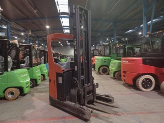 Chariot à mât rétractable BT RRE 160 - 1