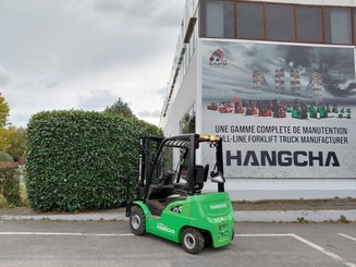 Chariot élévateur frontal 4 roues Hangcha XC25i