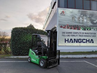Chariot élévateur frontal 4 roues Hangcha XC25i - 1