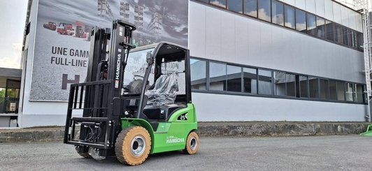 Chariot élévateur frontal 4 roues Hangcha XC25i