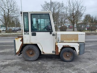 Tracteur de remorquage ATA 3600LPG - 2