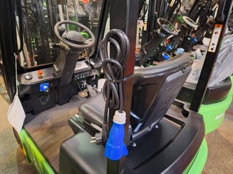 Chariot élévateur frontal 3 roues Hangcha X3W15i (CPDS15-XD4-SI) - 2