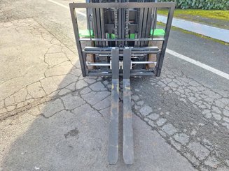 Chariot élévateur frontal 4 roues Hangcha AE25-I