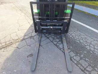 Chariot élévateur frontal 4 roues Hangcha AE25-I - 14