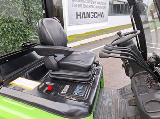 Chariot élévateur frontal 4 roues Hangcha AE30-I