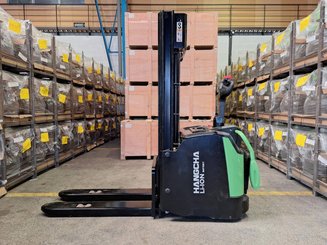 Gerbeur à plate-forme rabattable Hangcha CDD16-AC2S-LI