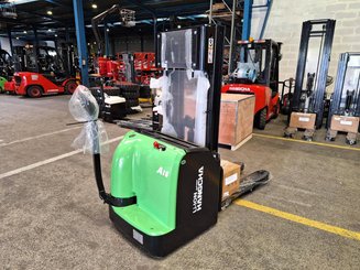Gerbeur accompagnant Hangcha CDD16-AC2-I