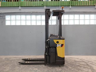 Gerbeur porté debout Caterpillar NSR16N