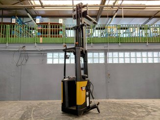Gerbeur porté debout Caterpillar NSR16N