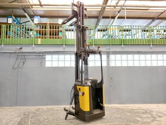 Gerbeur porté debout Caterpillar NSR16N