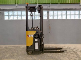 Gerbeur porté debout Caterpillar NSR16N