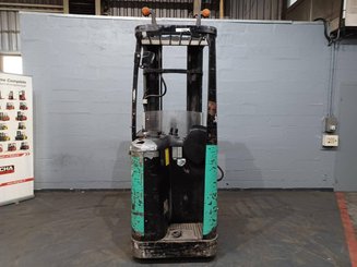 Gerbeur porté debout Caterpillar NSR20N