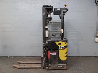 Gerbeur porté debout Caterpillar NSR20N