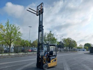 Chariot élévateur frontal 3 roues Caterpillar EP16NT - 4