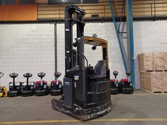Chariot à mât rétractable Caterpillar NR14NH - 1