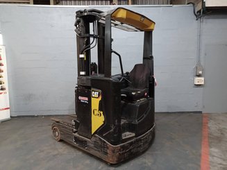 Chariot à mât rétractable Caterpillar NR16N2