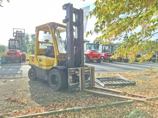 Chariot élévateur frontal 4 roues Hyster H3.5FT - 1