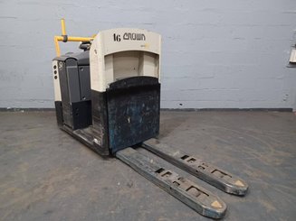 Préparateur de commande au sol Crown GPC3020