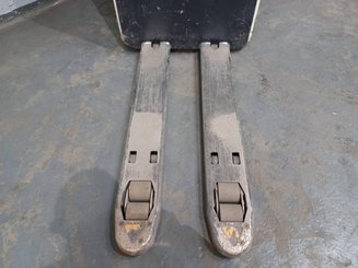 Transpalette porté debout Crown RT4020-2.0