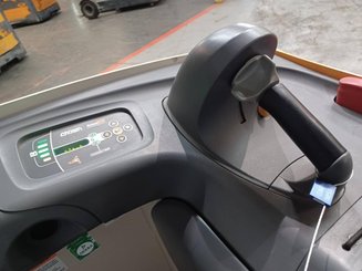 Transpalette porté debout Crown RT4020-2.0
