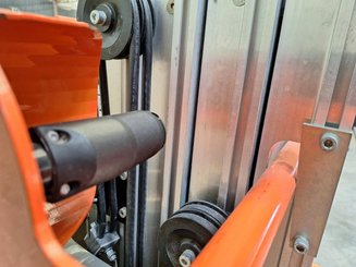 Nacelle à mât vertical JLG TOUCAN DUO