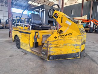 Tracteur de remorquage Charlatte TE206