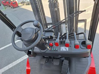 Chariot élévateur frontal 4 roues Hangcha XF25G-2
