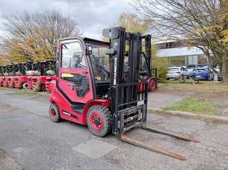 Chariot élévateur frontal 4 roues Hangcha XF25D-2 (CPCD25-X2H7F1)