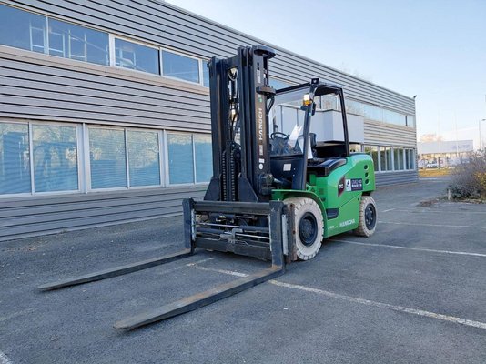 Chariot élévateur frontal 4 roues Hangcha X70i( CPD70-XC5-I) - 1
