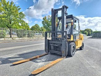 Chariot élévateur frontal 4 roues Caterpillar GP50K - 1