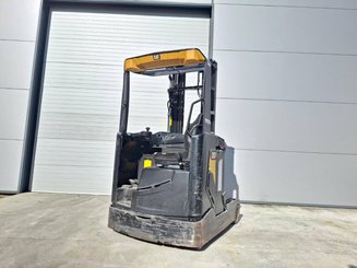 Chariot à mât rétractable Caterpillar NR16N2